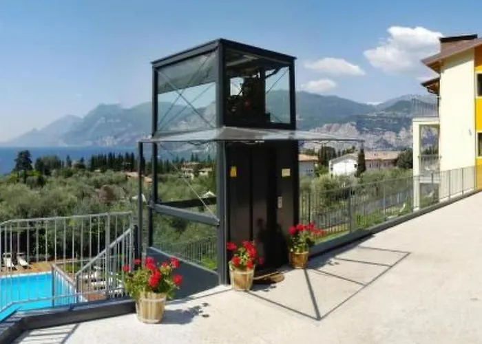 Zwei-zimmer-wohnung Mit Teilweisem Seeblick By Interhome Appartement *